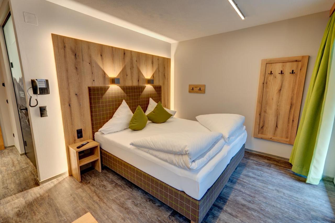 Der Siegeler B&B - This Lifestylehotel Rocks ไมย์อาโฮเฟิน ภายนอก รูปภาพ